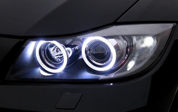 LED Angel Eyes Scheinwerfer BMW 5er E60 inkl. E-Prüfzeichen